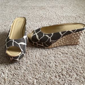 Chinese Laundry Platform Sandals Size 11